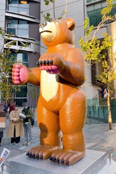 熊の像